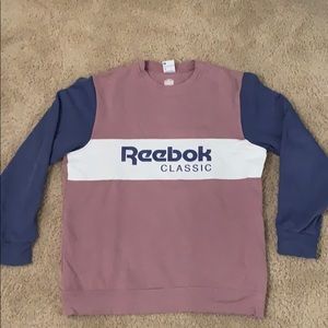 REEBOK SWEATSHIRT